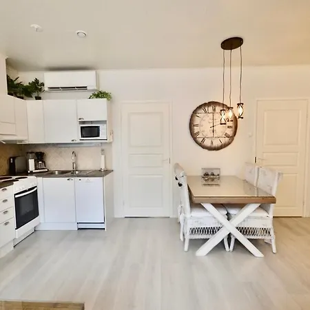 Lägenhet Jäkälätie By Hiekka *