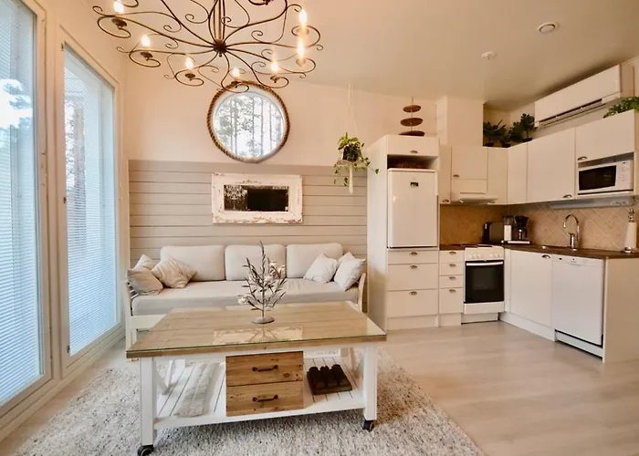 Jaekaelaetie By Hiekka *